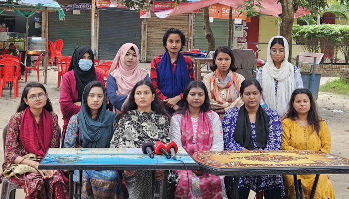 সাইবার সুরক্ষায় রাকসুর নারী প্রার্থীদের ৭ দফা দাবি