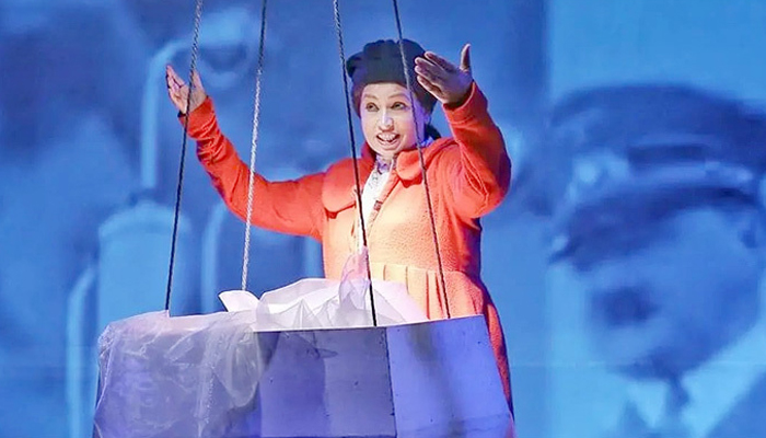 শিল্পকলায় ‘হেলেন কেলার’ শিল্পকলায় ‘হেলেন কেলার’