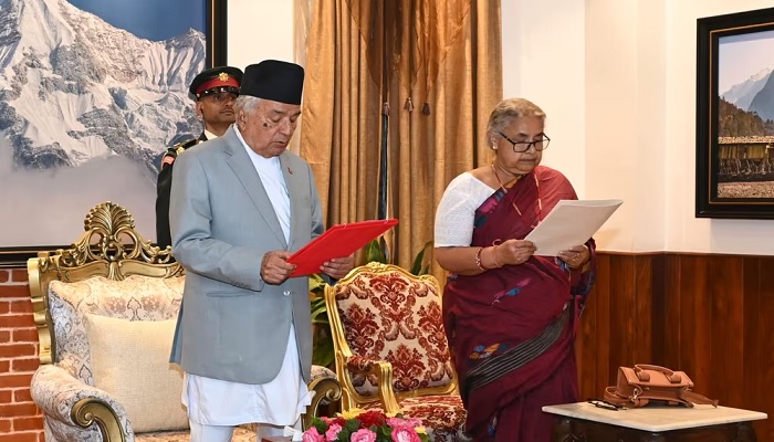 দায়িত্ব নিয়েই নির্বাচনের তারিখ ঘোষণা করলেন নেপালের নতুন প্রধানমন্ত্রী দায়িত্ব নিয়েই নির্বাচনের তারিখ ঘোষণা করলেন নেপালের নতুন প্রধানমন্ত্রী