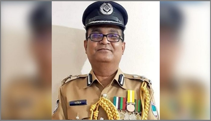 পুলিশের সাবেক ডিআইজি নাহিদুল ইসলাম গ্রেপ্তার পুলিশের সাবেক ডিআইজি নাহিদুল ইসলাম গ্রেপ্তার