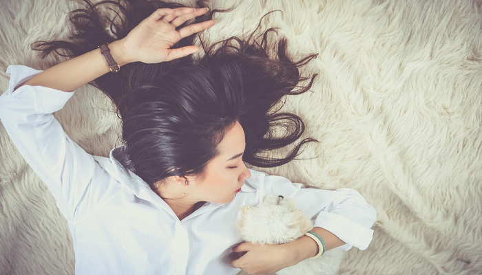 দিনের বেলায় ঘুম: উপকারিতা নাকি ক্ষতি? দিনের বেলায় ঘুম: উপকারিতা নাকি ক্ষতি?