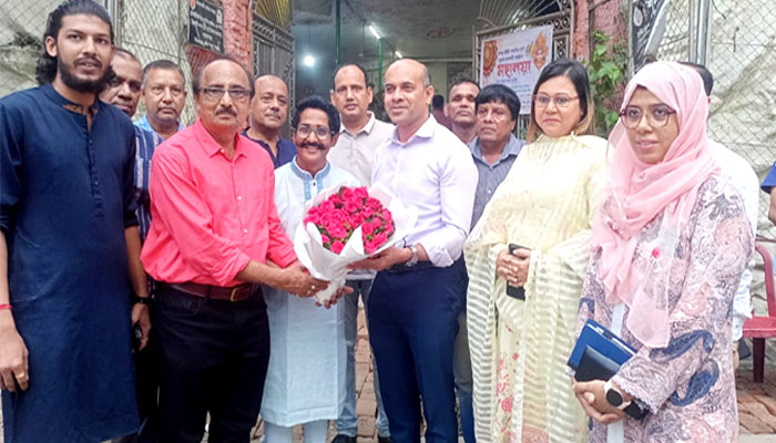 না. গঞ্জে দুর্গাপূজায় ৪ স্তরের নিরাপত্তা ব্যবস্থা না. গঞ্জে দুর্গাপূজায় ৪ স্তরের নিরাপত্তা ব্যবস্থা