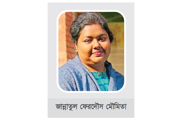 পাবনায় চিরনিদ্রায় শায়িত জাবি শিক্ষক মৌমিতা পাবনায় চিরনিদ্রায় শায়িত জাবি শিক্ষক মৌমিতা