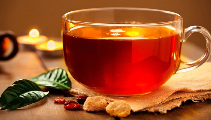 সকালে খালি পেটে চা খাওয়ার যত অপকারিতা সকালে খালি পেটে চা খাওয়ার যত অপকারিতা