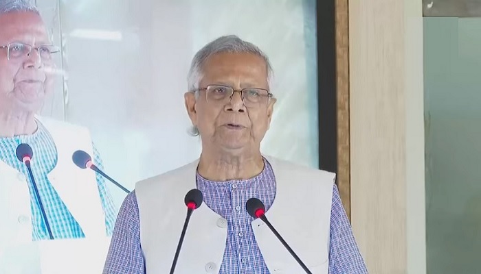 চাকরি নয়, মানুষের জন্ম হয়েছে উদ্যোক্তা হওয়ার জন্য: প্রধান উপদেষ্টা চাকরি নয়, মানুষের জন্ম হয়েছে উদ্যোক্তা হওয়ার জন্য: প্রধান উপদেষ্টা