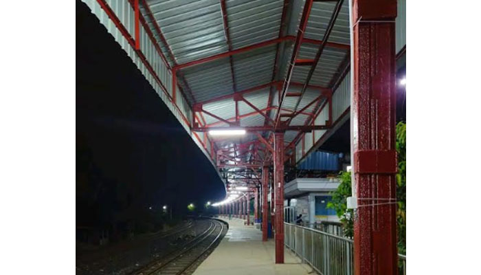 অবশেষে ঈশ্বরদী বাইপাস স্টেশনে যাত্রী ছাউনি নির্মিত