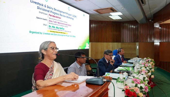 দুধের আমদানি কমাতে সারা দেশে হবে চিলিং পয়েন্ট: প্রাণিসম্পদ উপদেষ্টা দুধের আমদানি কমাতে সারা দেশে হবে চিলিং পয়েন্ট: প্রাণিসম্পদ উপদেষ্টা