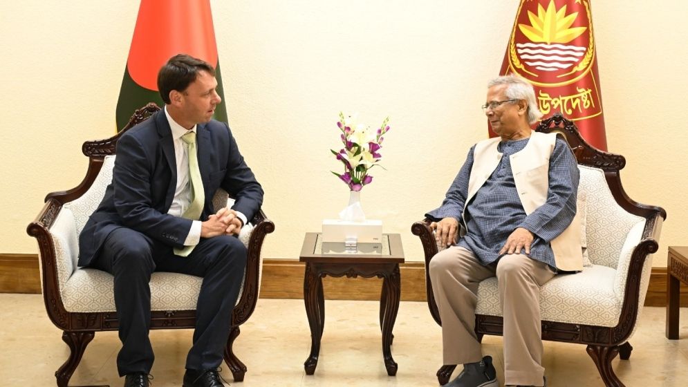 বাংলাদেশ ও যুক্তরাষ্ট্রের স্বার্থ কাছাকাছি : প্রধান উপদেষ্টা বাংলাদেশ ও যুক্তরাষ্ট্রের স্বার্থ কাছাকাছি : প্রধান উপদেষ্টা