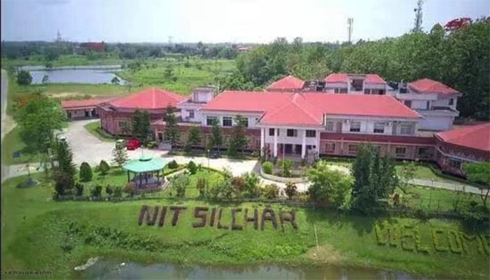 আসামে ক্যাম্পাসে সহিংসতা, ৫ বাংলাদেশি শিক্ষার্থী দেশে ফিরছেন আসামে ক্যাম্পাসে সহিংসতা, ৫ বাংলাদেশি শিক্ষার্থী দেশে ফিরছেন