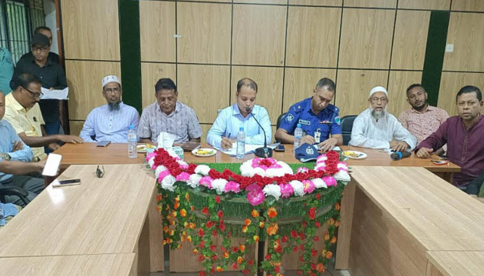 দেবহাটায় দুর্গাপূজা উদযাপনে প্রস্তুতি সভা দেবহাটায় দুর্গাপূজা উদযাপনে প্রস্তুতি সভা