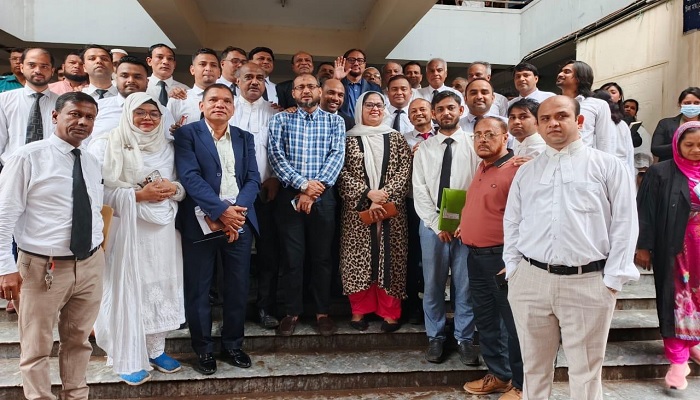 ৩ মামলা থেকে অব্যাহতি পেলেন সিটি মেয়র ডা. শাহাদাত হোসেন ৩ মামলা থেকে অব্যাহতি পেলেন সিটি মেয়র ডা. শাহাদাত হোসেন