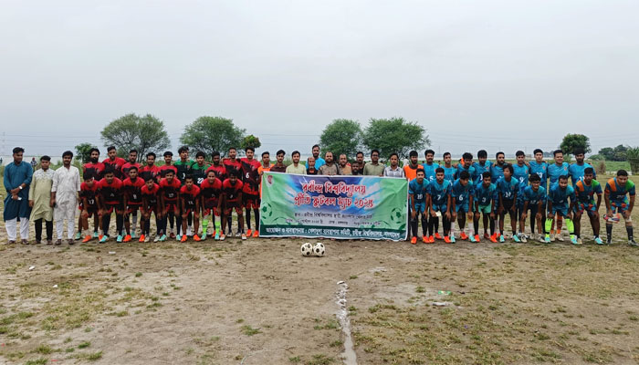 রবির স্থায়ী ক্যাম্পাসের মাঠে প্রীতি ফুটবল ম্যাচ অনুষ্ঠিত