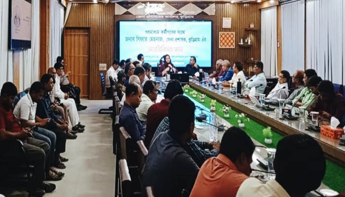 নবাগত কুড়িগ্রাম জেলা প্রশাসকের সাথে গণমাধ্যম কর্মীদের মতবিনিময়