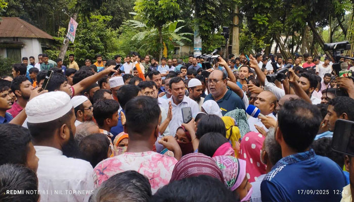 উত্তরা ইপিজেডে শ্রমিক বিক্ষোভ: আলোচনার মাধ্যমে নিষ্পত্তি