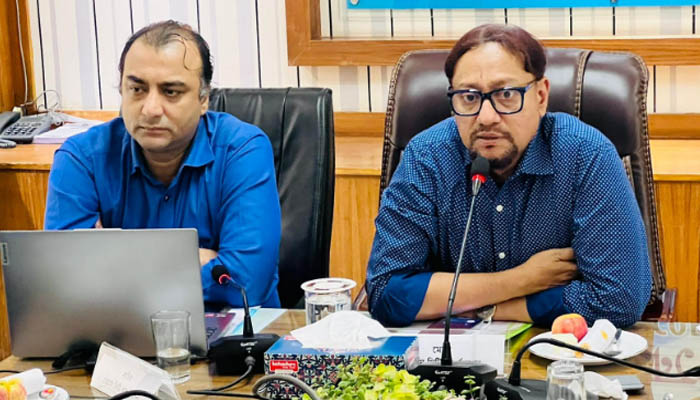 চট্টগ্রামকে ক্লিন সিটি করতে নতুন ল্যান্ড ফিল্ড কেনা হবে: মেয়র শাহাদাত চট্টগ্রামকে ক্লিন সিটি করতে নতুন ল্যান্ড ফিল্ড কেনা হবে: মেয়র শাহাদাত