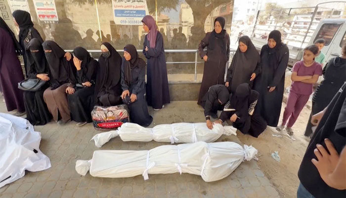 গাজায় ইসরাইলি হামলায় আরও ৭৯ ফিলিস্তিনি নিহত গাজায় ইসরাইলি হামলায় আরও ৭৯ ফিলিস্তিনি নিহত