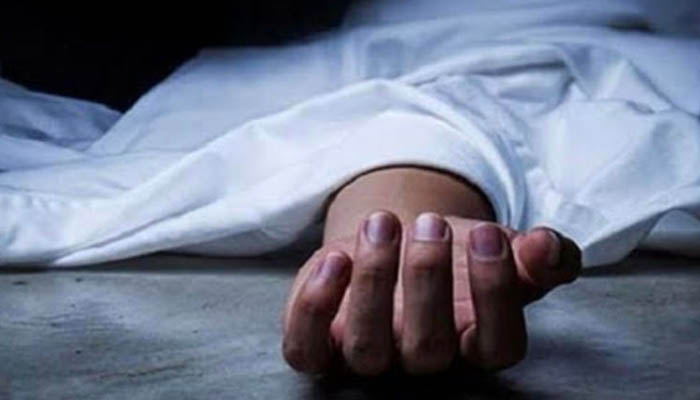 ঈশ্বরদীতে সাপের কামড়ে গৃহবধূর মৃত্যু ঈশ্বরদীতে সাপের কামড়ে গৃহবধূর মৃত্যু