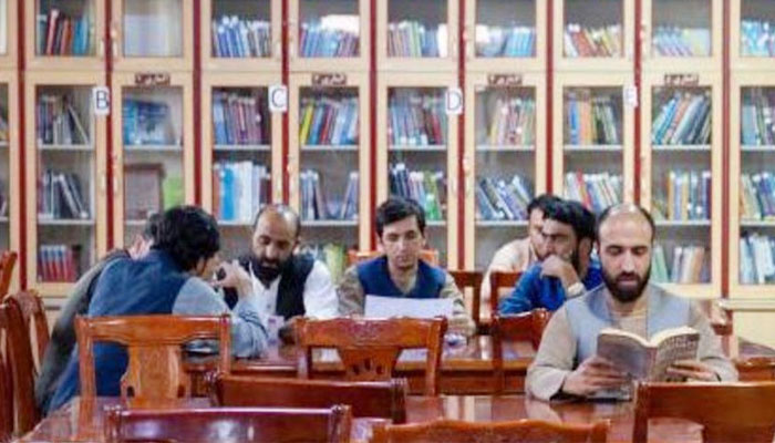 ৩১০টি ইরানি বইসহ ৬৮০টি বই নিষিদ্ধ করল তালেবান ৩১০টি ইরানি বইসহ ৬৮০টি বই নিষিদ্ধ করল তালেবান