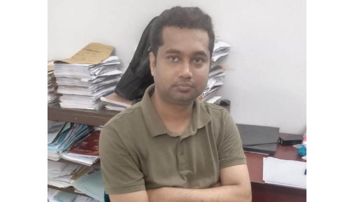 ভারতের ইমিগ্রেশনে আটক ছাত্রলীগ নেতা, পরে হস্তান্তর ভারতের ইমিগ্রেশনে আটক ছাত্রলীগ নেতা, পরে হস্তান্তর