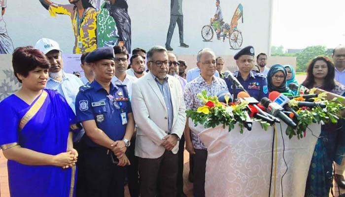 জুলাই আন্দোলন-গ্রাফিতির বিরোধিতাকারীরা কখনো ফিরে আসবে না: স্বরাষ্ট্র উপদেষ্টা জুলাই আন্দোলন-গ্রাফিতির বিরোধিতাকারীরা কখনো ফিরে আসবে না: স্বরাষ্ট্র উপদেষ্টা