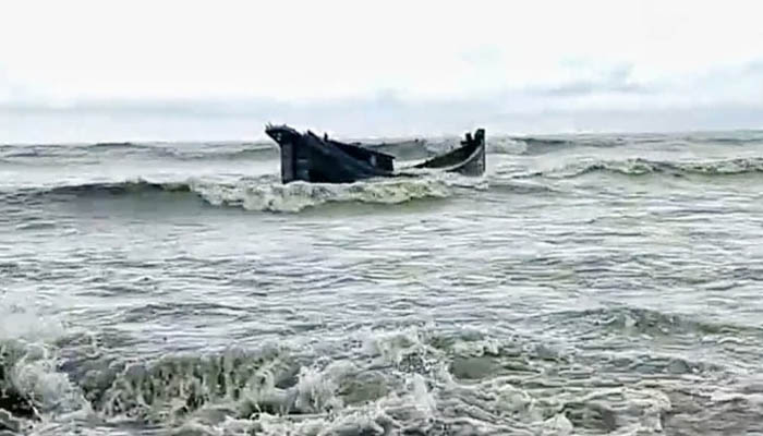 সাগরে ইলিশ ধরতে গিয়ে ভারতের কারাগারে ভোলার ১৯ জেলে সাগরে ইলিশ ধরতে গিয়ে ভারতের কারাগারে ভোলার ১৯ জেলে