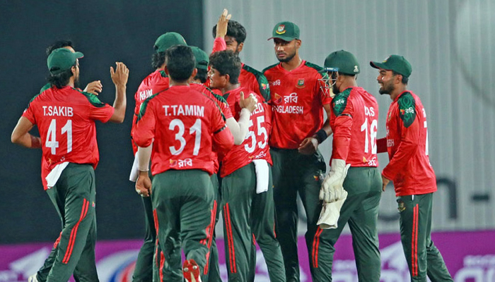 শ্রীলঙ্কাকে হারিয়ে রুদ্ধশ্বাস জয় বাংলাদেশের শ্রীলঙ্কাকে হারিয়ে রুদ্ধশ্বাস জয় বাংলাদেশের