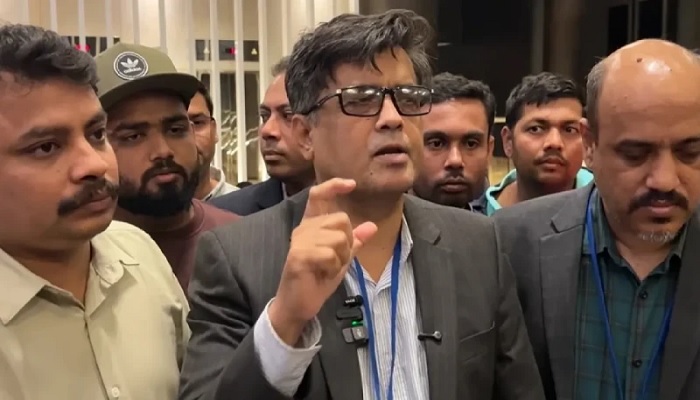 আখতারের ওপর ডিম নিক্ষেপ অনাকাঙ্ক্ষিত ঘটনা: প্রেস সচিব আখতারের ওপর ডিম নিক্ষেপ অনাকাঙ্ক্ষিত ঘটনা: প্রেস সচিব