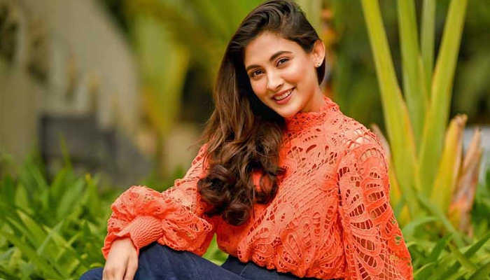 বড় পর্দায় মেহজাবীনের ঝড় বড় পর্দায় মেহজাবীনের ঝড়