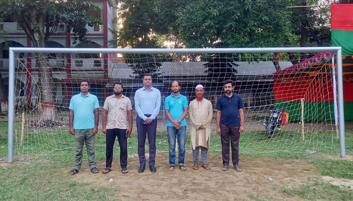 নকলায় ক্রীড়া সংস্থার উদ্যোগে ষ্টীলের ৩টি গোলবার স্থাপন