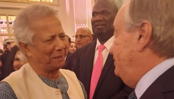 ট্রাম্পের সংবর্ধনায় ড. ইউনূস, বিশ্ব নেতাদের সঙ্গে কুশল বিনিময় ট্রাম্পের সংবর্ধনায় ড. ইউনূস, বিশ্ব নেতাদের সঙ্গে কুশল বিনিময়