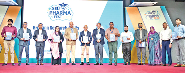 সাউথইস্ট ইউনিভার্সিটিতে ‘ফার্মা ফেস্ট’ উদ্বোধন