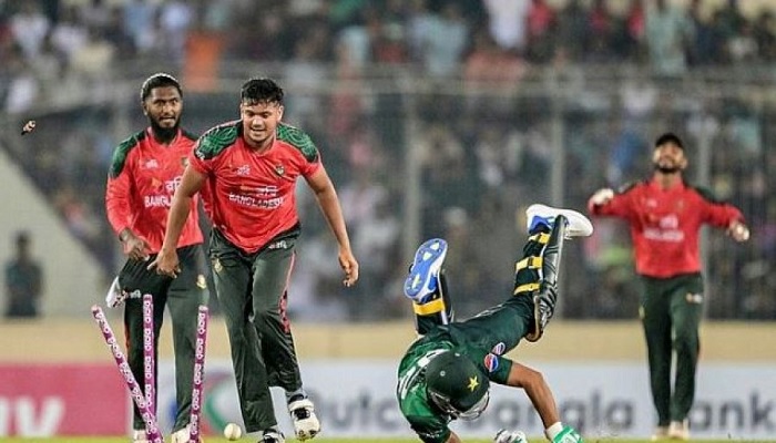 বাংলাদেশ-পাকিস্তান অঘোষিত সেমিফাইনালসহ আজকের খেলা বাংলাদেশ-পাকিস্তান অঘোষিত সেমিফাইনালসহ আজকের খেলা