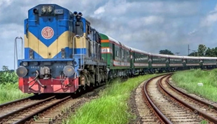 পূজার ছুটিতে ৪ জোড়া বিশেষ ট্রেন চালুর সিদ্ধান্ত পূজার ছুটিতে ৪ জোড়া বিশেষ ট্রেন চালুর সিদ্ধান্ত