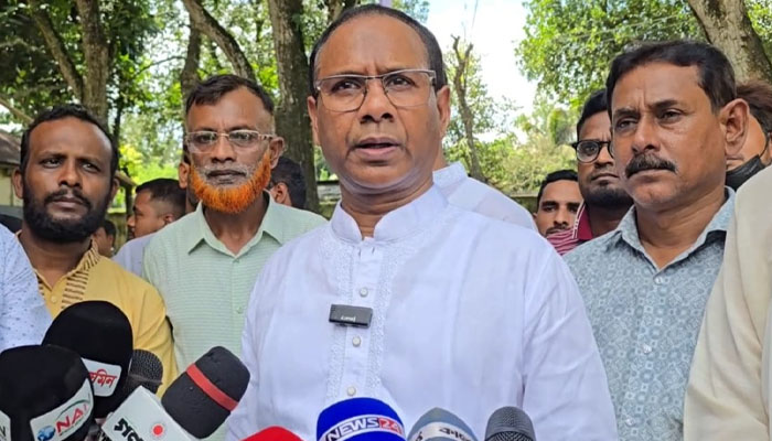 বিএনপি ক্ষমতায় এলে স্বাস্থ্যসেবা পৌঁছাবে ইউনিয়ন পর্যায়ে: জুয়েল বিএনপি ক্ষমতায় এলে স্বাস্থ্যসেবা পৌঁছাবে ইউনিয়ন পর্যায়ে: জুয়েল