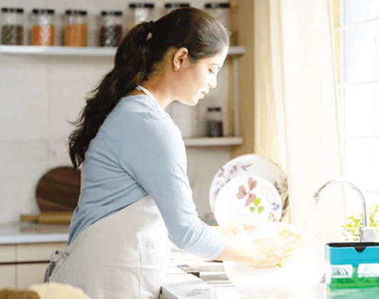 খেয়ে প্লেট ধুয়ে ফেলবেন খেয়ে প্লেট ধুয়ে ফেলবেন