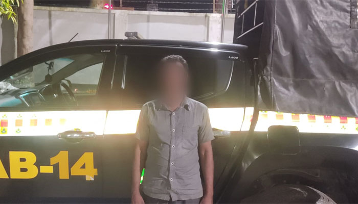 শেরপুরে হত্যা মামলার ওয়ারেন্টভুক্ত আসামি গ্রেপ্তার শেরপুরে হত্যা মামলার ওয়ারেন্টভুক্ত আসামি গ্রেপ্তার