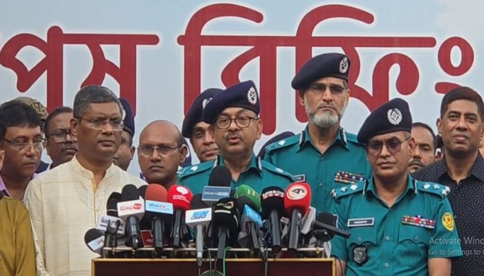 ঢাকায় ৮৯ পূজামণ্ডপ অধিক ঝুঁকিপূর্ণ: ডিএমপি কমিশনার ঢাকায় ৮৯ পূজামণ্ডপ অধিক ঝুঁকিপূর্ণ: ডিএমপি কমিশনার