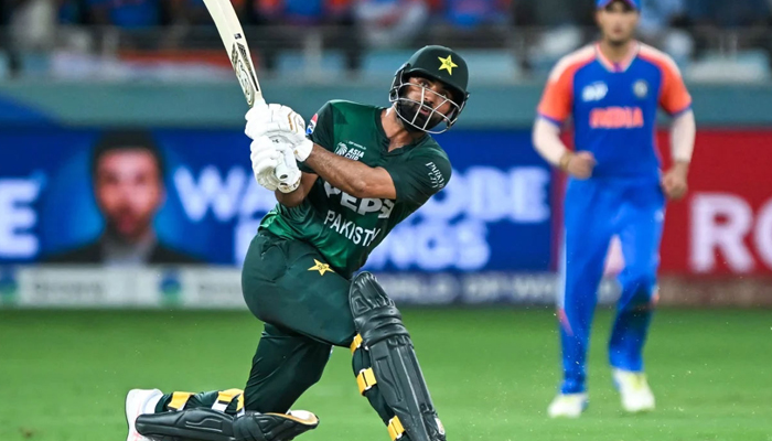 ১৪৬ রানে আটকে গেলো পাকিস্তান ১৪৬ রানে আটকে গেলো পাকিস্তান