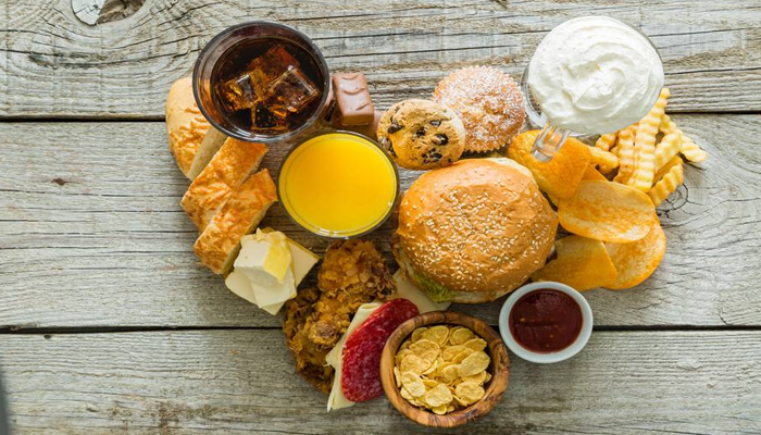 হার্টের জন্য মারাত্মক ক্ষতিকর খাবার হার্টের জন্য মারাত্মক ক্ষতিকর খাবার