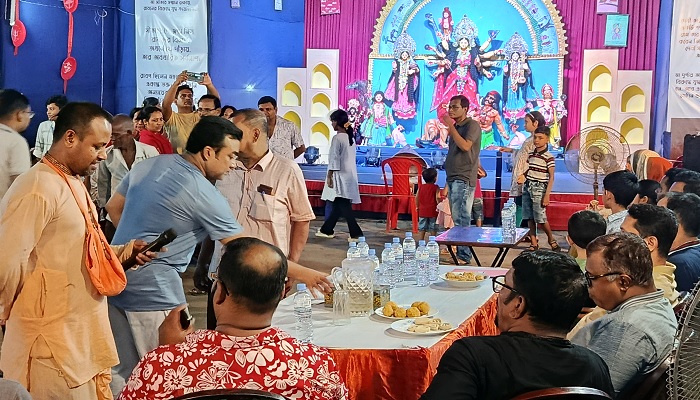 'বাংলাদেশ সাম্প্রদায়িক সম্প্রীতির অনন্য উদাহরণের একটি দেশ' 'বাংলাদেশ সাম্প্রদায়িক সম্প্রীতির অনন্য উদাহরণের একটি দেশ'