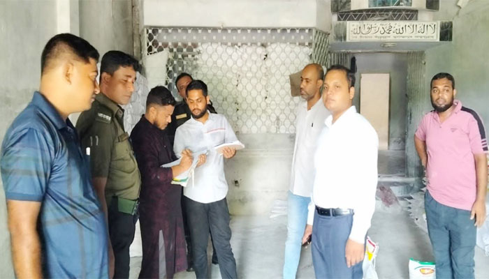 অনুমোদনবিহীন সার বিক্রেতাকে ২ লক্ষ টাকা জরিমানা অনুমোদনবিহীন সার বিক্রেতাকে ২ লক্ষ টাকা জরিমানা