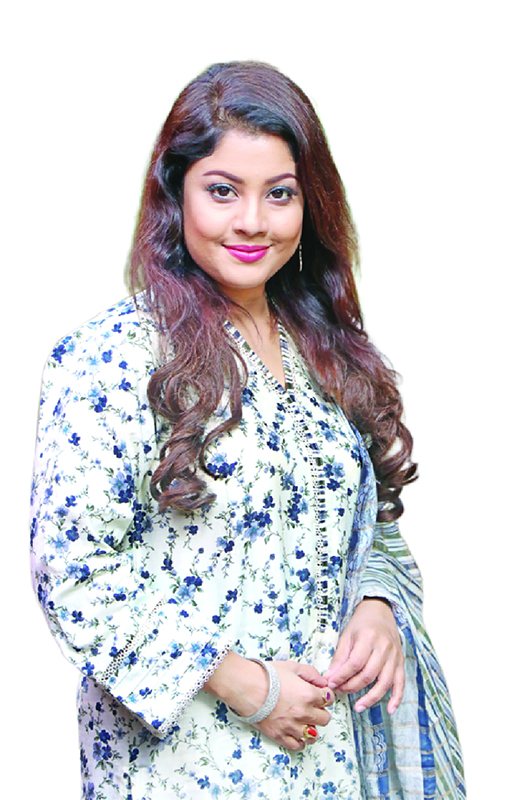 ‘প্রেম আমার’-এ মুগ্ধতা ছড়াচ্ছেন হৈমন্তী ‘প্রেম আমার’-এ মুগ্ধতা ছড়াচ্ছেন হৈমন্তী