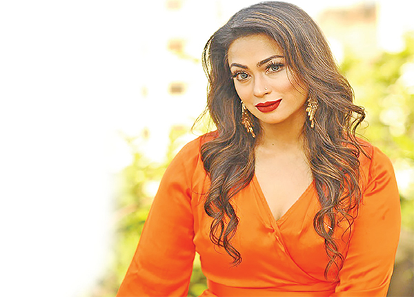 ‘ডাইরেক্ট অ্যাটাক’ নিয়ে বড়পর্দায় ফিরছেন পপি ‘ডাইরেক্ট অ্যাটাক’ নিয়ে বড়পর্দায় ফিরছেন পপি