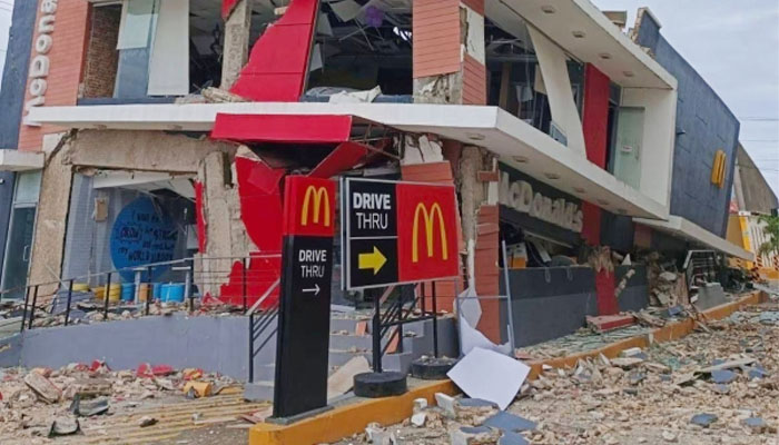 ফিলিপাইনে ভয়াবহ ভূমিকম্পে নিহত বেড়ে ৬৯ ফিলিপাইনে ভয়াবহ ভূমিকম্পে নিহত বেড়ে ৬৯