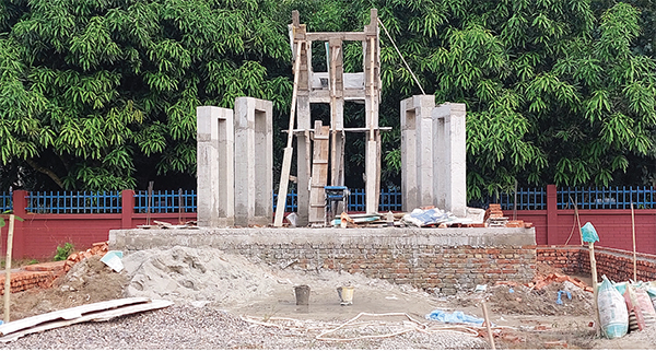 উপজেলা প্রতিষ্ঠার ২১ বছর পর নির্মাণ হচ্ছে কেন্দ্রীয় শহিদ মিনার উপজেলা প্রতিষ্ঠার ২১ বছর পর নির্মাণ হচ্ছে কেন্দ্রীয় শহিদ মিনার
