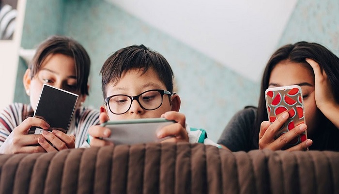 কম বয়সীদের গ্রাস করছে ডিজিটাল ডিমেনশিয়া কম বয়সীদের গ্রাস করছে ডিজিটাল ডিমেনশিয়া