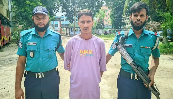 ছেলের বউকে ধর্ষণ ও যৌন হয়রানি, নিহত গৃহবধূর স্বামী আটক ছেলের বউকে ধর্ষণ ও যৌন হয়রানি, নিহত গৃহবধূর স্বামী আটক