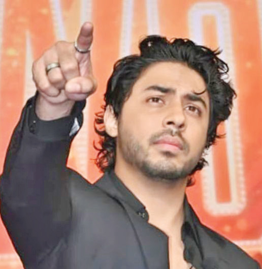 কেউ হারে আর কেউ হার মেনে নেয় কেউ হারে আর কেউ হার মেনে নেয়