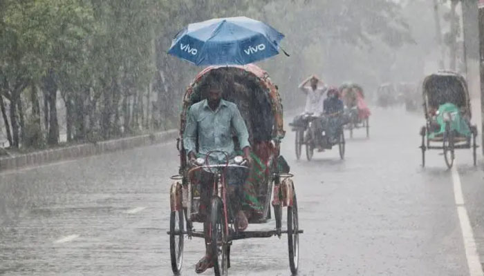 আবহাওয়ার নতুন পূর্বাভাস: ৩ বিভাগে ভারী বৃষ্টির সম্ভাবনা আবহাওয়ার নতুন পূর্বাভাস: ৩ বিভাগে ভারী বৃষ্টির সম্ভাবনা