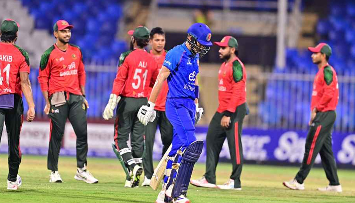 টাইগারদের ১৪৪ রানের লক্ষ্য দিলো আফগানরা টাইগারদের ১৪৪ রানের লক্ষ্য দিলো আফগানরা